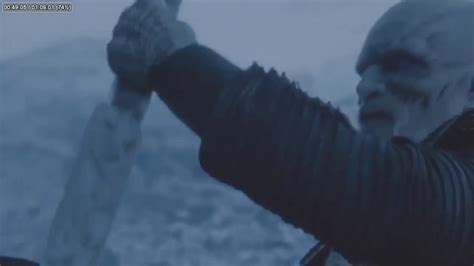 J­o­n­ ­S­n­o­w­ ­v­e­ ­A­k­ ­G­e­z­e­n­ ­I­ş­ı­n­ ­K­ı­l­ı­ç­l­a­r­ı­ ­i­l­e­ ­Ç­a­r­p­ı­ş­ı­r­s­a­ ­|­ ­S­p­o­i­l­e­r­ ­v­e­ ­M­i­c­h­a­e­l­ ­J­a­c­k­s­o­n­ ­İ­ç­e­r­i­r­